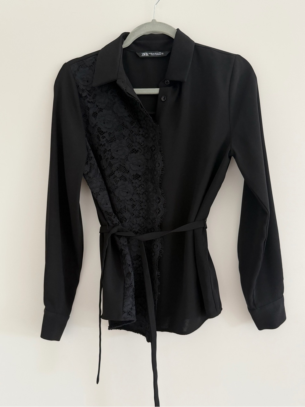 ZARA Black Button-Front Blouse with Collar